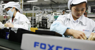 Foxconn is preparing to produce smartphones with its own brand