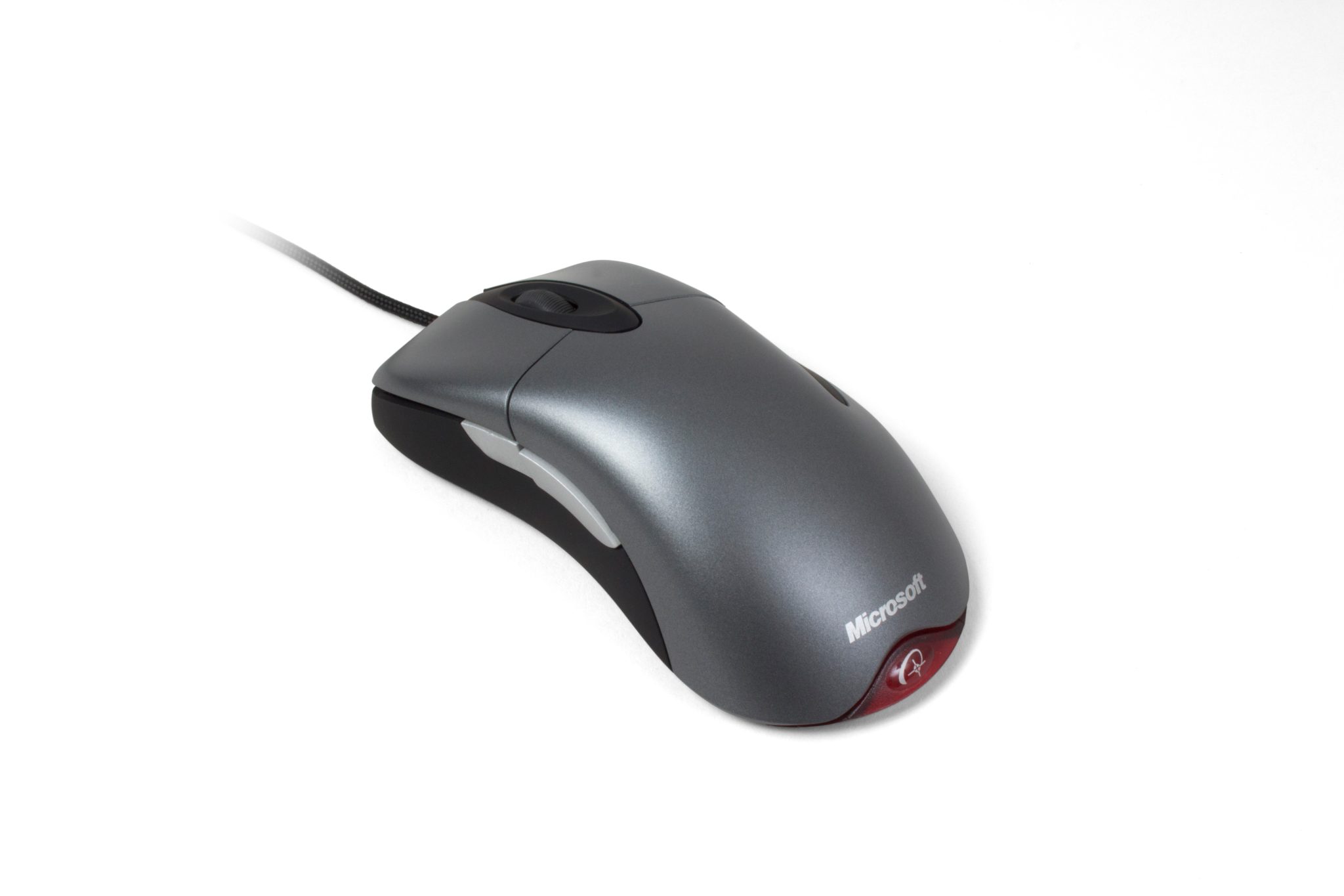 A legend reborn: Microsoft brings back the iconic mouse, the Classic IntelliMouse