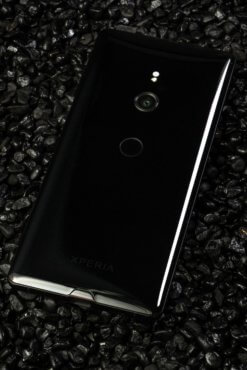 Shade secret: How the Xperia team used light to create the XZ3’s four colours