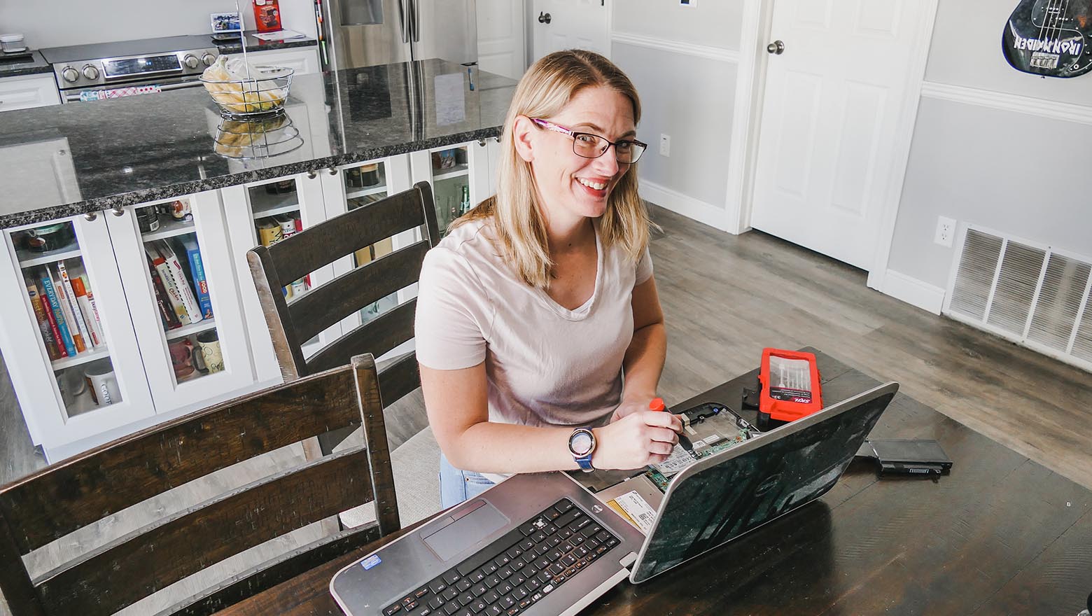 If you’re working from home, family-focused tech consultant Sarah Kimmel has advice for you