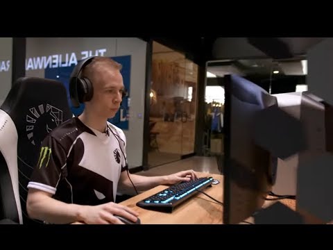 A PRO’S TAKE: EliGE x The New Alienware 25 Gaming Monitor