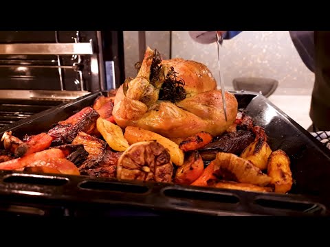Infinite Line™ - How to steam and roast a chicken with Michel Roux Jr. | Samsung