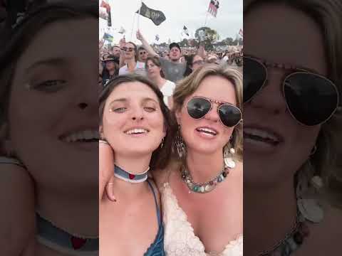 Never going to another festival without my Nokia 2660 Flip