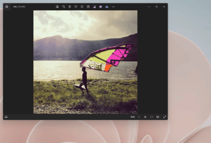 Windows Photos adds new Microsoft Designer integration