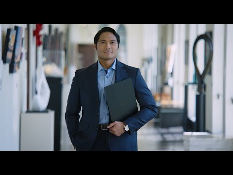 Microsoft Surface in Financial Services - Day in the Life